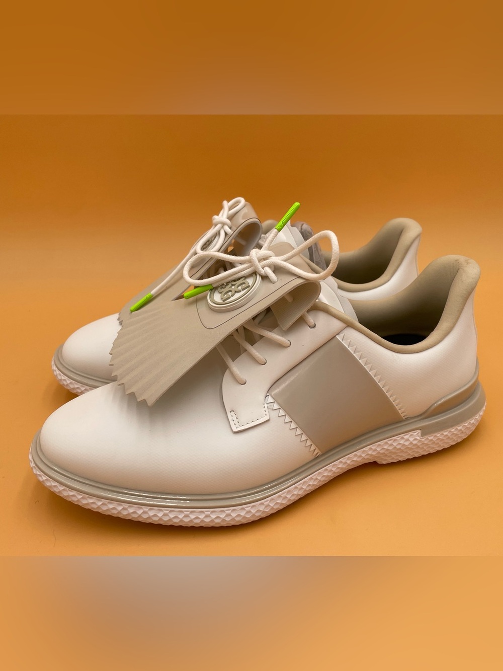 Size 7.5 G/Fore Ladies Gallivan2r T.P.U Side Stripe Kiltie Golf Shoes